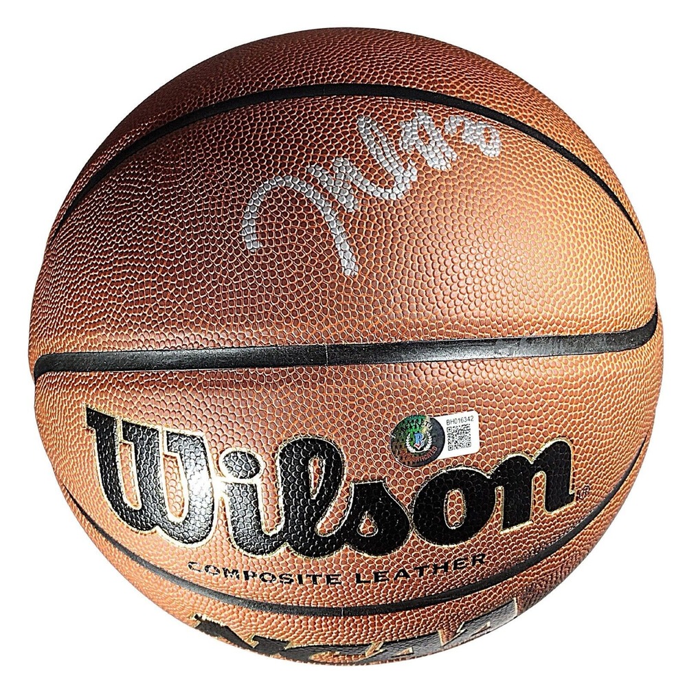 Nneka Ogwumike Autographed NCAA Wilson Basketball Stanford Cardinal Beckett COA